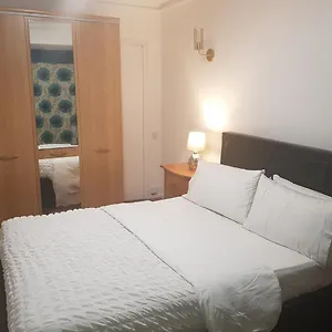  Homestay Family Lodge, Princess Lodge, Executive Lodge, Master's