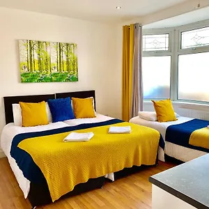 Apartamento London Apartments, Private Bathrooms And Parking, Ilford