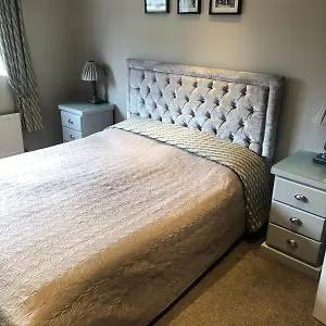 wilmslow-airbnb.hotelsin-chester.com/