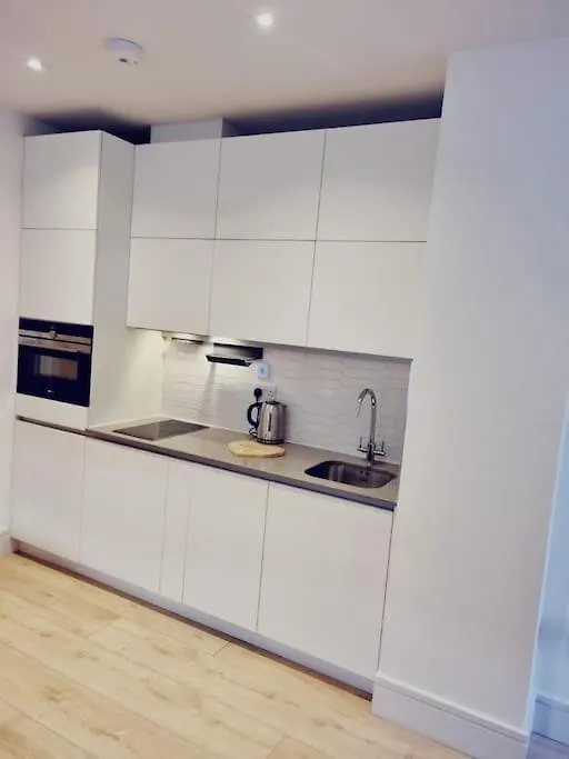Lovely One Bedroom Apartment In Ilford Town
